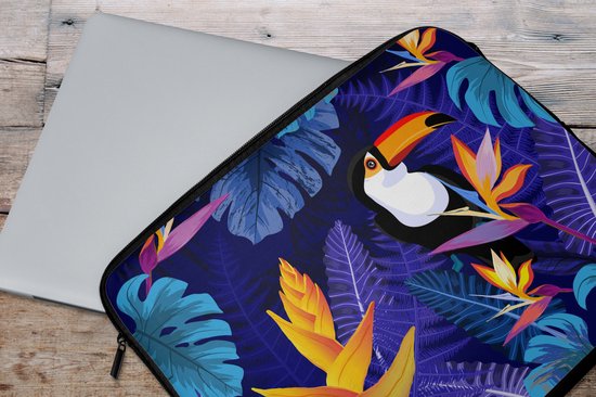 Canvas Achtergrond Met Tropische Bloemen En Toekan Vogels In Gegraveerde An 94751688