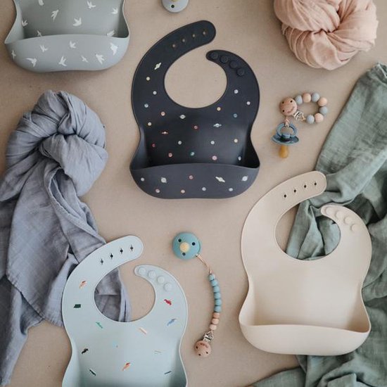 Mushie Siliconen Baby Slabbetje met Opvangbakje - Planets - BPA ftalaatvrij| afwasbaar van Mushie — afbeelding 4