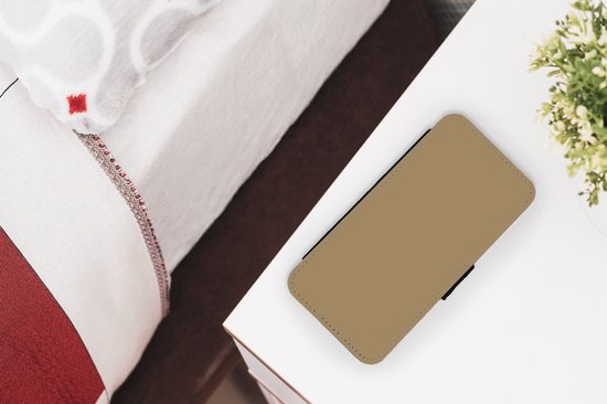 Bookcase pour téléphone iPhone 13 Bookcase - Palette - Beige - Intérieur - Avec compartiments - Étui portefeuille avec fermeture magnétique