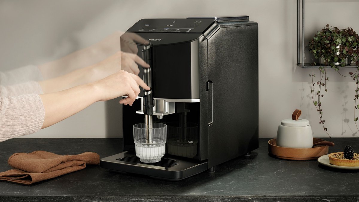Machine à café broyeur grain automatique Siemens TE653M11RW