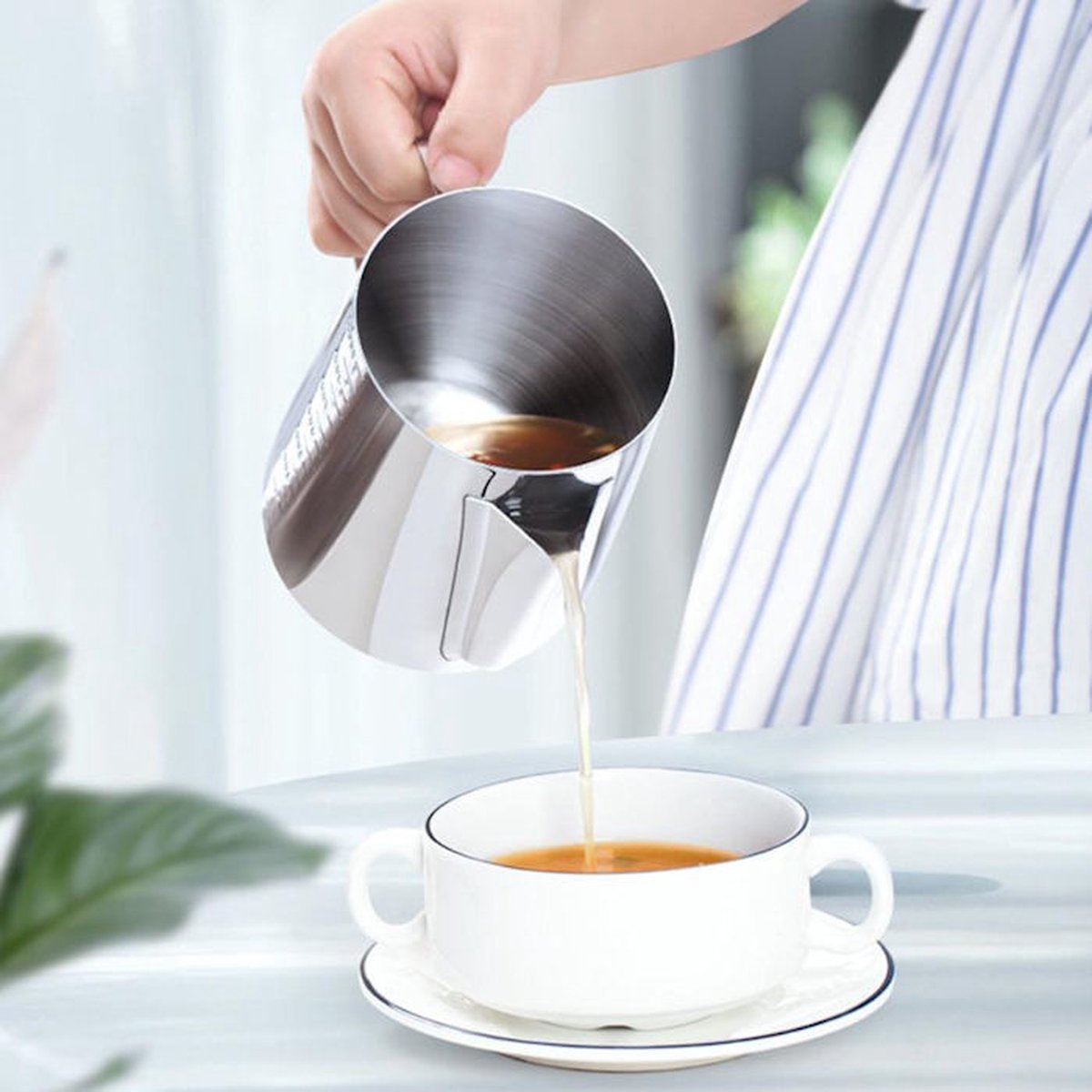 goingfast Roestvrijstalen maatbeker 1500 ml (2 maatschalen ML en OZ) maatbeker met markeringen met handvat, vulhoeveelheid en schaal aan de binnenkant goingfast Roestvrijstalen maatbeker 1500 ml (2 maatschalen ML en OZ) maatbeker met markeringen met handvat, vulhoeveelheid en schaal aan de binnenkant