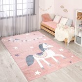 Flycarpets Playful Pals Kids - Roze Paard Vloerkleed Kinderkamer / Babykamer - Laagpolig Kindervloerkleed - 120x160 cm