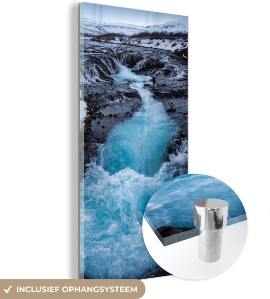 MuchoWow® Glasschilderij 40x80 cm - Schilderij acrylglas - Verschillende blauwe kleuren in het water van de Gullfoss waterval - Foto op glas - Schilderijen