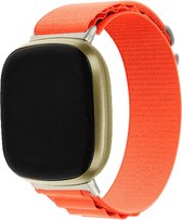 Nylon bandje - geschikt voor Fitbit Versa 3 / Sense - oranje