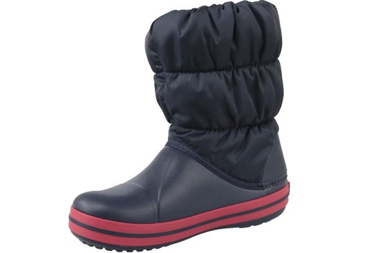 red winter crocs