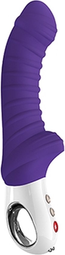 Paarse, gebogen vibrator met geribbelde textuur, witte handgreep met een opening en knoppen.