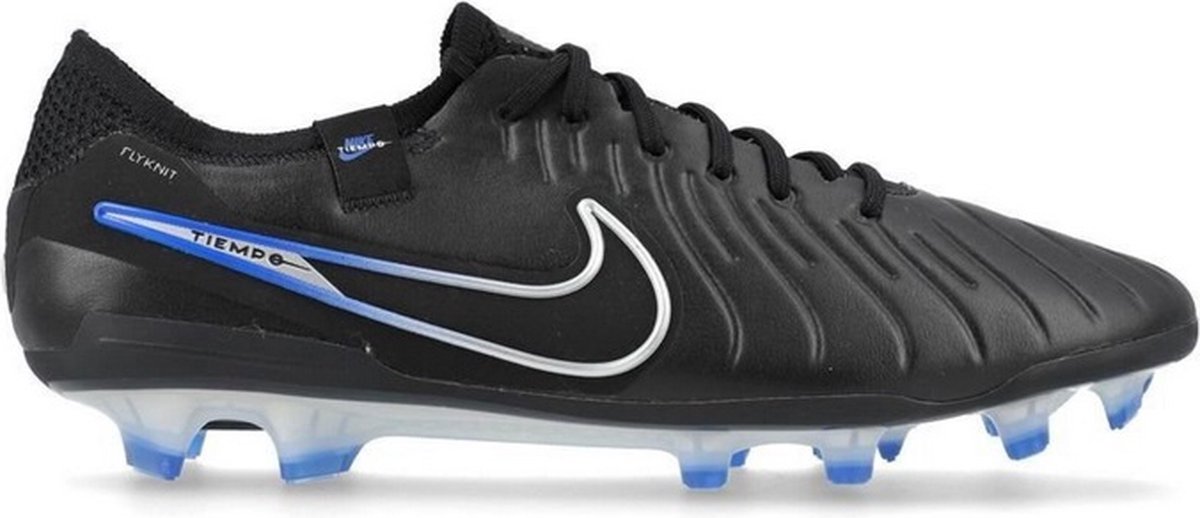 Zwarte Nike Tiempo Legend Elite FG voetbalschoenen met Hyper Royal details, maat 44, ontworpen voor optimale prestaties.