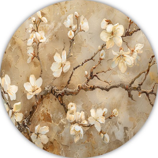 Detail van ronde muurdecoratie met bloeiende witte bloesems op een beige achtergrond.