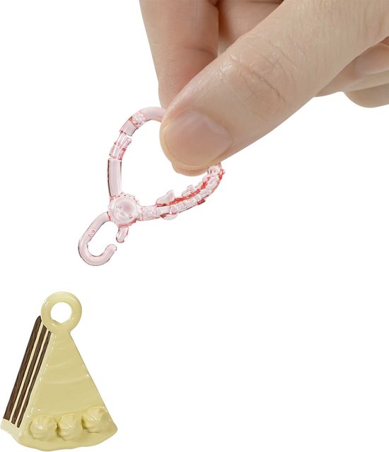 Barbie Club Chelsea - Meisje met Cupcake Jurkje - 15 cm - Minipop van Barbie — afbeelding 2