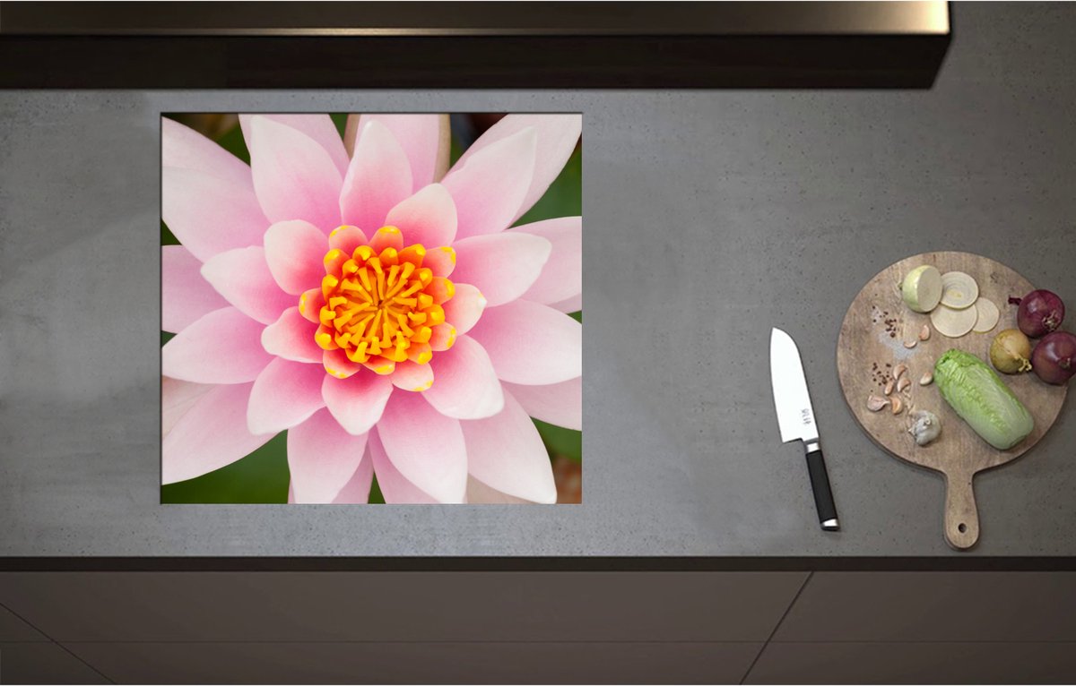 Inductieplaat Beschermer - Bovenaanzicht van Roze Lotus Bloem - 59x55 cm - 2 mm Dik - Inductie Beschermer - Bescherming Inductiekookplaat - Kookplaat Beschermer van Wit Vinyl