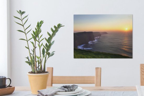 Canvas schilderij 40x30 cm - Wanddecoratie Zonsopkomst op de Kliffen van Moher in Ierland - Muurdecoratie woonkamer - Slaapkamer decoratie - Kamer accessoires - Schilderijen op canvas
