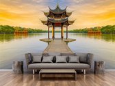 Professioneel Fotobehang Chinese architectuur - oranje - Sticky Decoration - fotobehang - decoratie - woonaccessoires - inclusief gratis hobbymesje - 355 cm breed x 240 cm hoog - in 7 verschi