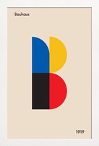 JUNIQE - Poster met houten lijst B for Bauhaus -13x18 /Blauw & Ivoor
