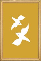 JUNIQE - Poster met houten lijst Birds in Mustard -20x30 /Geel & Wit