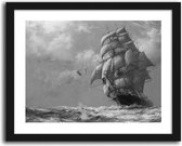 Foto in frame , Zeilboot op zee ​, 70x100cm , Zwart wit  , Premium print