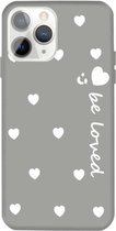 Voor iPhone 11 Pro Max Lachend gezicht Meerdere liefdeshartjes Patroon Kleurrijk Frosted TPU Telefoon Beschermhoes (grijs)