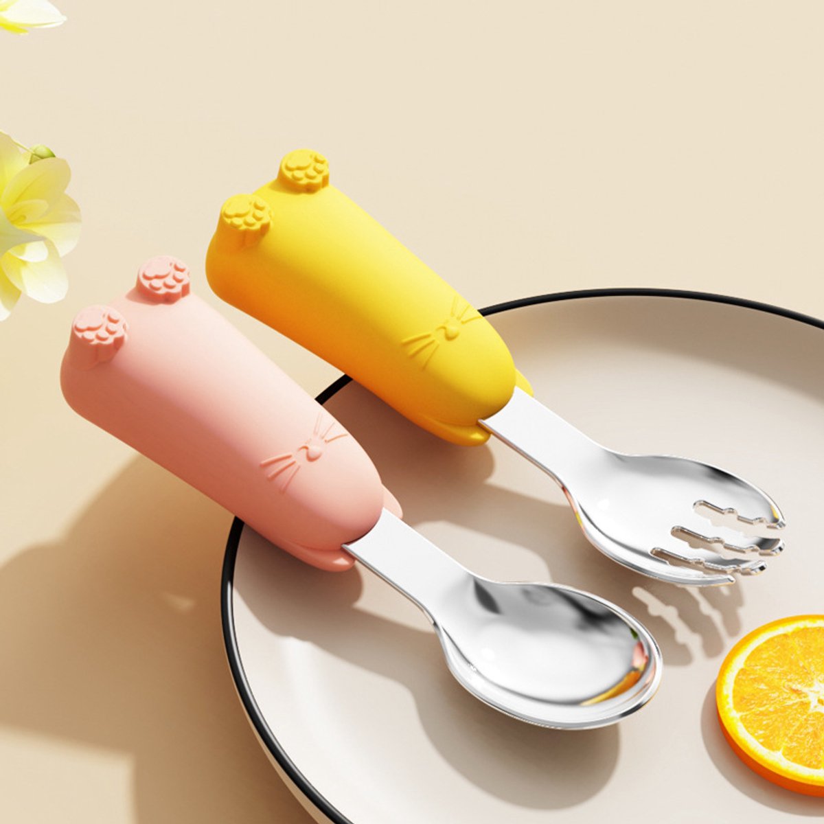 Image of 2-delige roestvrijstalen siliconen kinderlepelset, baby-eettrainingsservies, zelfstandig leren eten, vorklepel met korte steel, leerzame voedingssupplementlepel - roze + geel, tweekleurig