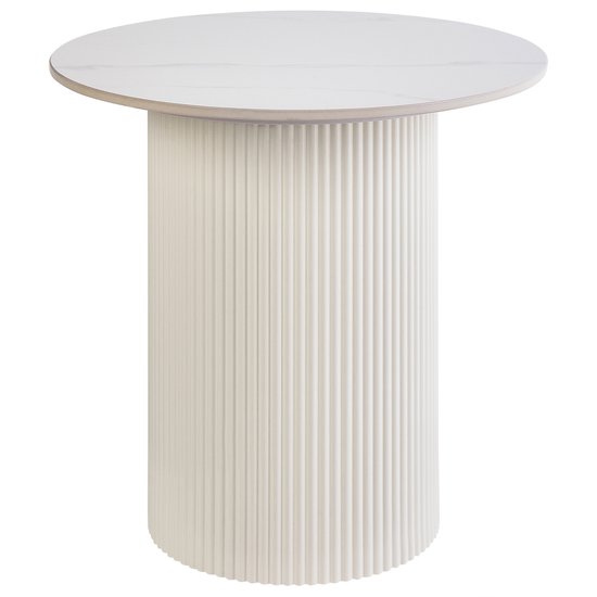 Ronde bijzettafel met wit marmerlook blad en geribbelde lichte beige voet.