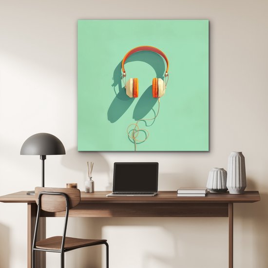 Aluminium schilderij 90x90 cm - Wanddecoratie metaal - Koptelefoon - Oranje - Snoer - Minimalistisch - Metalen muurdecoratie woonkamer - Decoratie industrieel - Foto op dibond - Industriële accessoires slaapkamer
