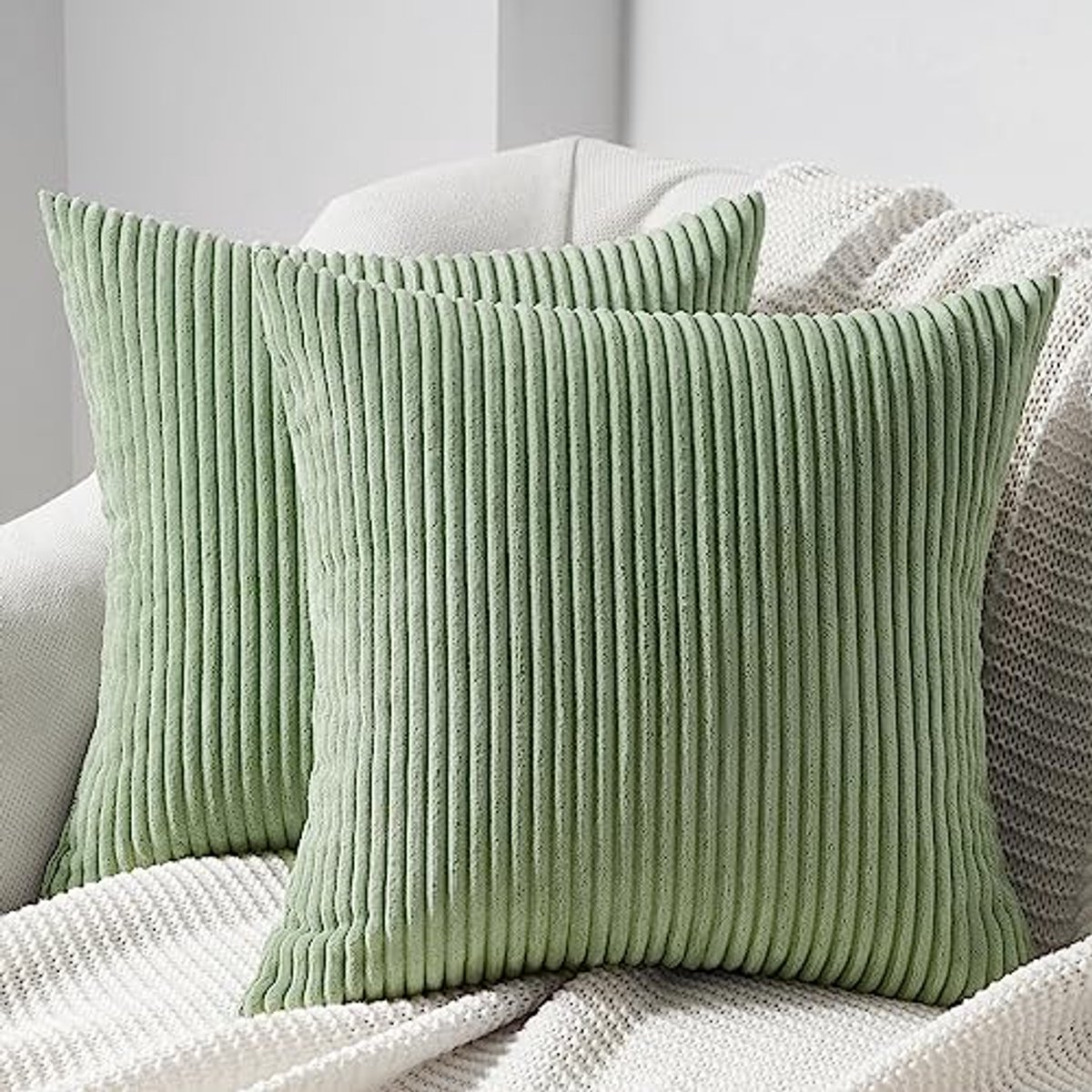 Decoratieve Kussenslopen 45 x 45 cm, Groen Corduroy, Set van 2 voor Woonkamer en Slaapkamer