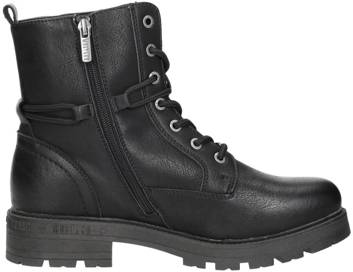 Mustang Veterschoenen Hoog Veterschoenen Hoog - Zwart - Maat 39
