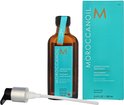Amberkleurige fles met blauw label "MOROCCANOIL" en doos. Inclusief pompdispenser.