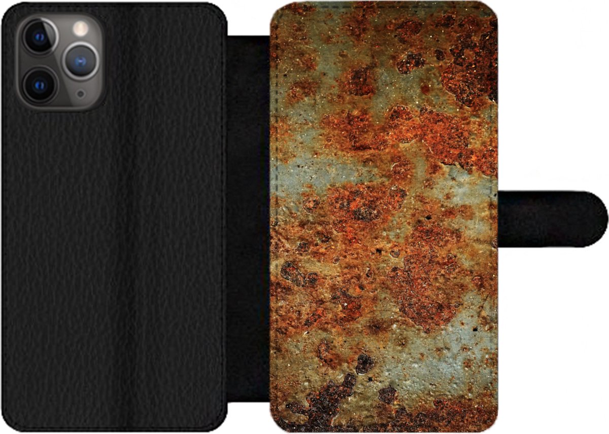 Telefoonhoesje Geschikt voor iPhone 11 Pro telefoonhoesje - IJzer - Vintage - Roest print - Met vakjes - Wallet case met magneetsluiting