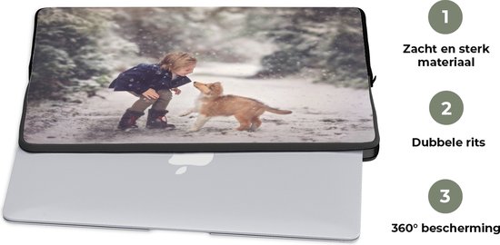 Housse ordinateur 13 pouces 34x24 cm - Amis des animaux - Housse Macbook & Laptop Enfant jouant avec son chiot - Housse ordinateur portable avec photo