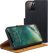 Xqisit Slim Wallet Selection Anti Bac kunststof hoesje voor iPhone 12 en iPhone 12 Pro - zwart