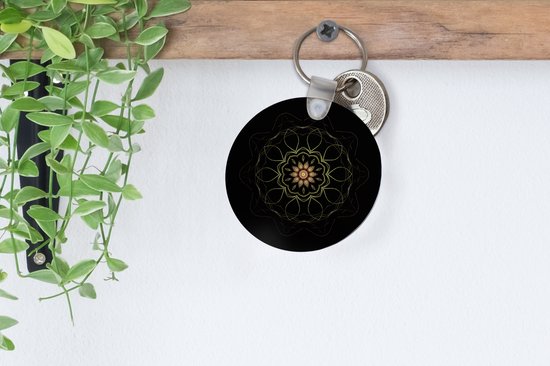 Porte-clés - Un Mandala sur fond noir - Plastique - Rond - Cadeaux à distribuer