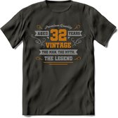 32 Jaar Legend T-Shirt | Goud - Zilver | Grappig Verjaardag Cadeau | Dames - Heren | - Donker Grijs - XL