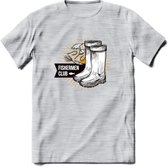 Fishing Boots - Vissen T-Shirt | Grappig Verjaardag Vis Hobby Cadeau Shirt | Dames - Heren - Unisex | Tshirt Hengelsport Kleding Kado - Licht Grijs - Gemaleerd - XXL