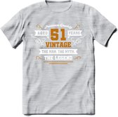 51 Jaar Legend T-Shirt | Goud - Wit | Grappig Verjaardag en Feest Cadeau Shirt | Dames - Heren - Unisex | Tshirt Kleding Kado | - Licht Grijs - Gemaleerd - S