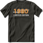 1980 Limited Edition T-Shirt | Goud - Zilver | Grappig Verjaardag en Feest Cadeau Shirt | Dames - Heren - Unisex | Tshirt Kleding Kado | - Donker Grijs - S