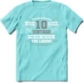 10 Jaar Legend T-Shirt | Zilver - Wit | Grappig Verjaardag en Feest Cadeau | Dames - Heren - Unisex | Kleding Kado | - Licht Blauw - XXL
