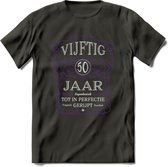 50 Jaar Legendarisch Gerijpt T-Shirt | Paars - Grijs | Grappig Verjaardag en Feest Cadeau Shirt | Dames - Heren - Unisex | Tshirt Kleding Kado | - Donker Grijs - M