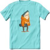 Casual skater haai T-Shirt Grappig | Dieren vissen Kleding Kado Heren / Dames | Animal Skateboard Cadeau shirt - Licht Blauw - S