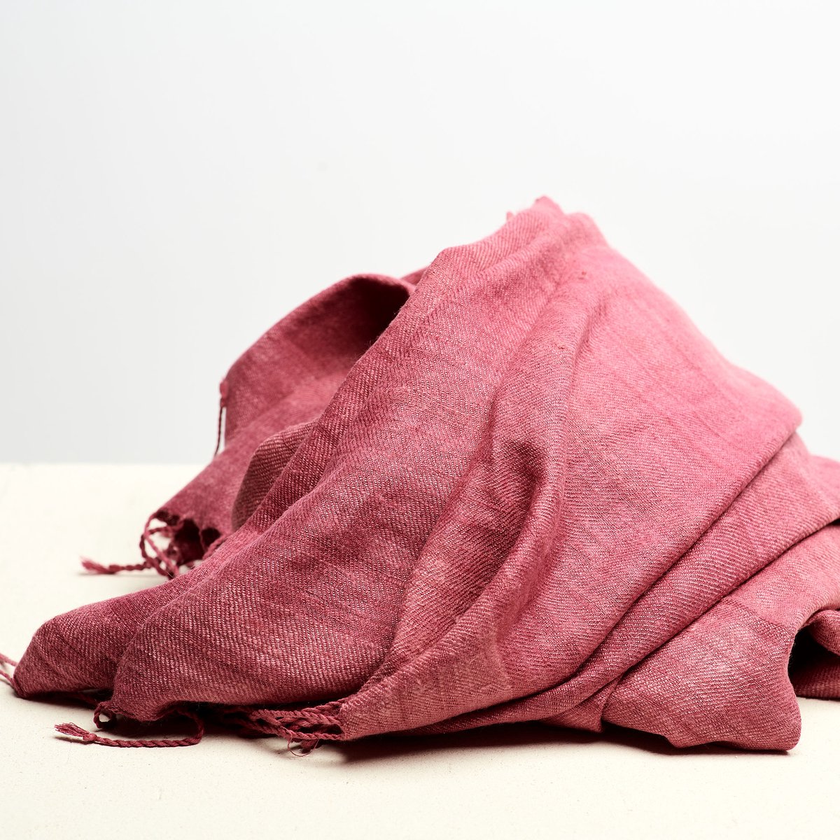 Dzukou Timeless Silk - Sjaal - Dames - Eri Zijden - Handgemaakt - Roze - 220x60 cm