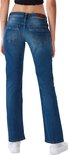 Gedetailleerde achterkant van een blauwe bootcut jeans met kenmerkende LTB-stiksels op de achterzakken.