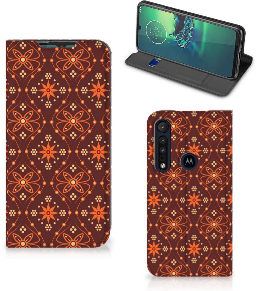 Motorola G8 Plus Hoesje met Magneet Batik Brown