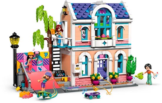 LEGO Friends Liann's Familiehuis met skateboardbaan, planten en vier poppetjes.