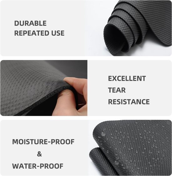 Textuur van een zwarte fitnessmat met textiel en gripdetails.