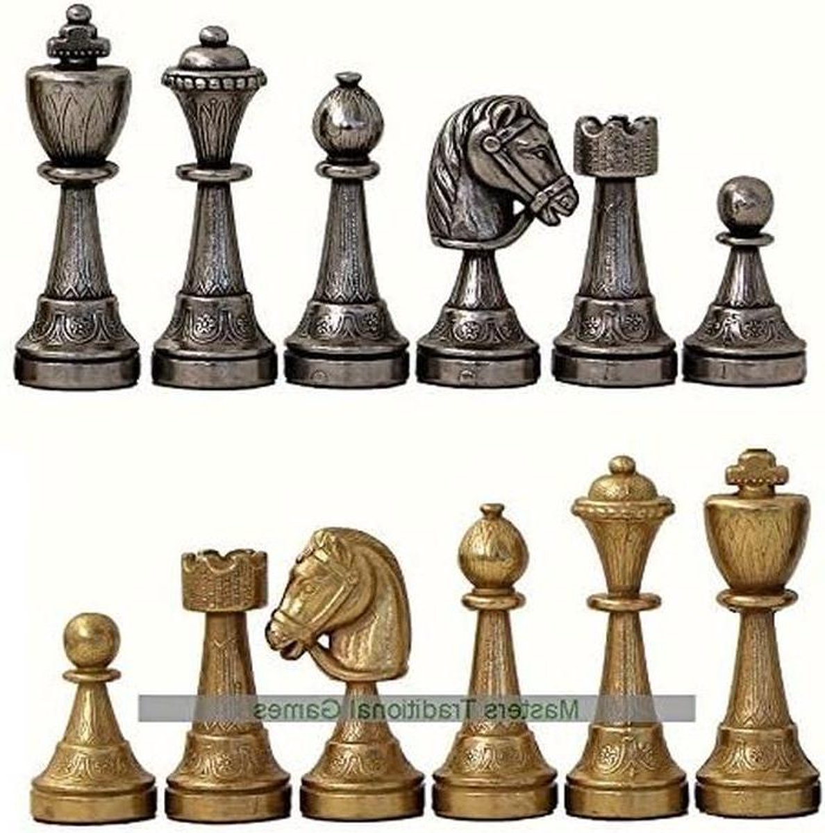 Metalen Schaakstukken - Schaak Materiaal - Strategisch Spel - Gedetailleerd Ontwerp - 7.5cm Koning - Goud en Zilver