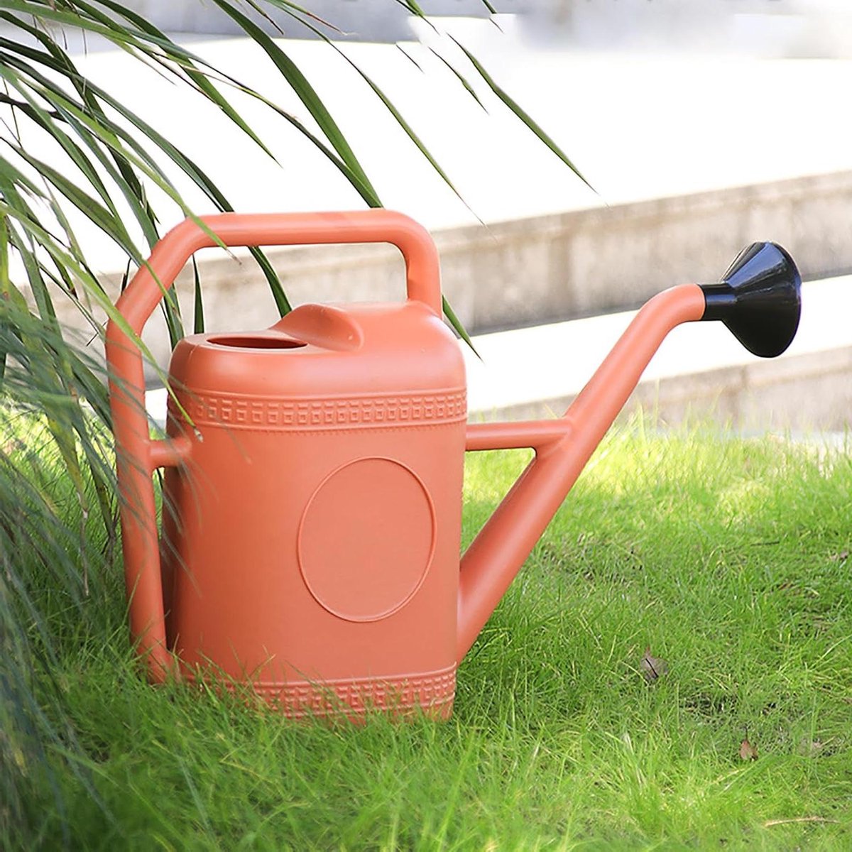 Gieter - Waterkoker Tuin - Planten Verzorgen - Lange Nauwkeurige Uitloop - 5 Liter Capaciteit - Steenrood