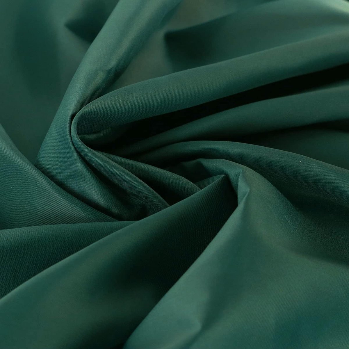Tafelkleed - Vlekbestendig kleed - Bescherming tafel - Lotuseffect - 140x240 cm - Smaragdgroen