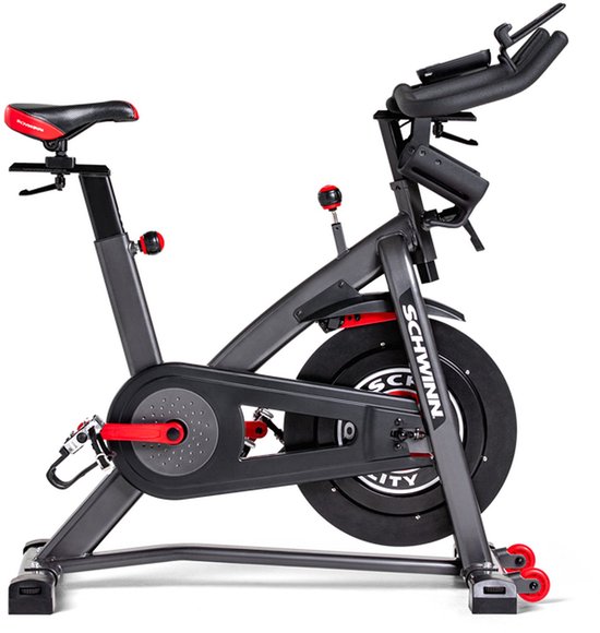 Schwinn IC8 Indoorfietsen met Zwift