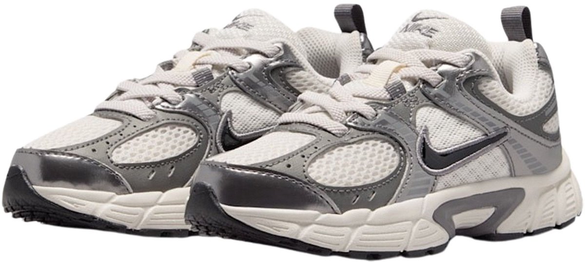 Nike V5 Kinder Sneakers Hq6412-003 Kleur Zwart