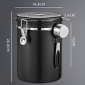 Afmetingen van de zwarte RVS koffiebewaarpot: hoogte 20,8 cm, breedte 14,8 cm, deksel rand 2,4 cm, lepel hoogte 14 cm.