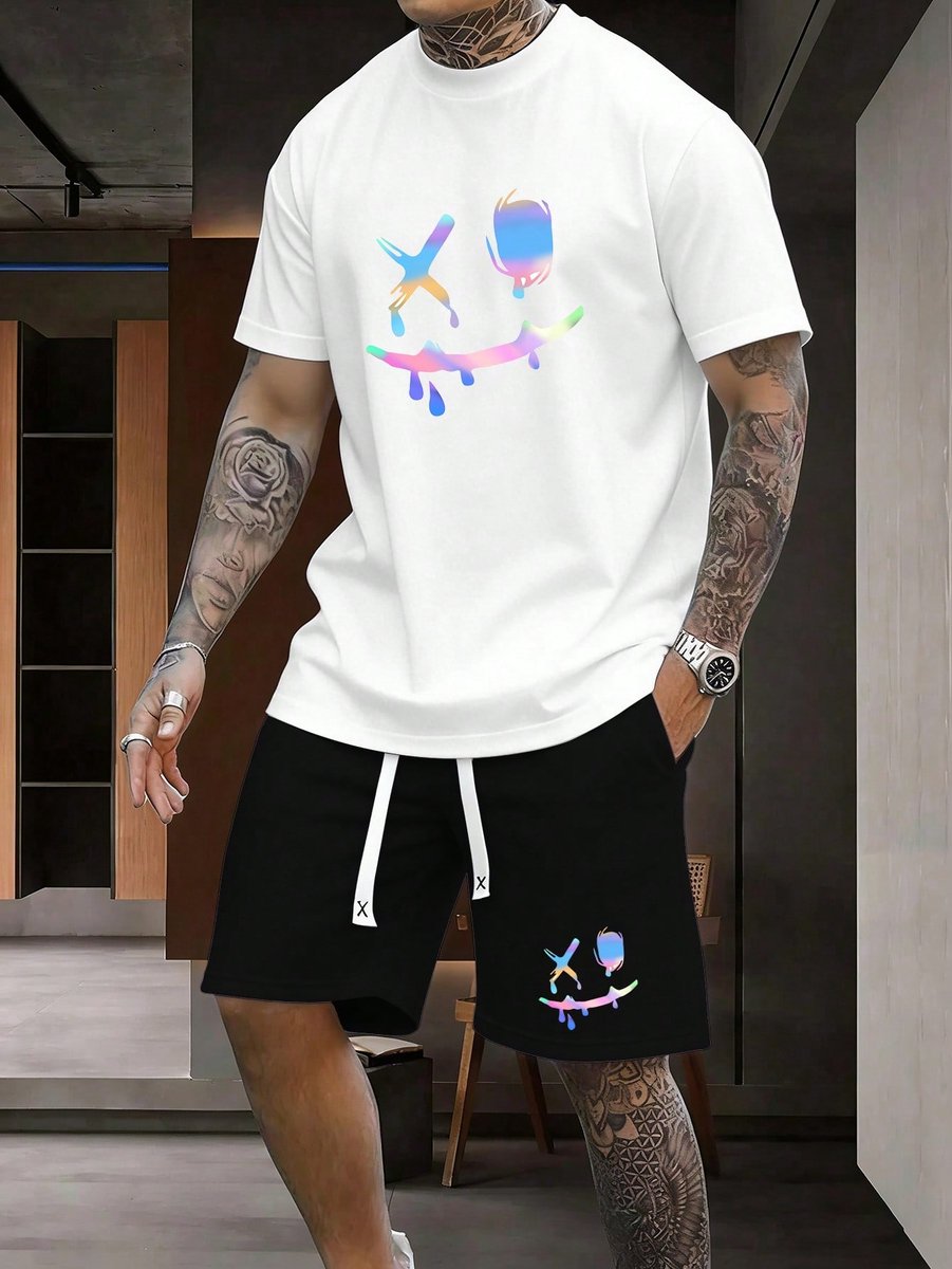 Stijlvolle en Comfortabele Heren Pyjama Set met ‘Smiley’ Schriftprint Zachte Katoenmix Perfect voor Ontspannen Dagen en Nachten 4XL-5XL Wit