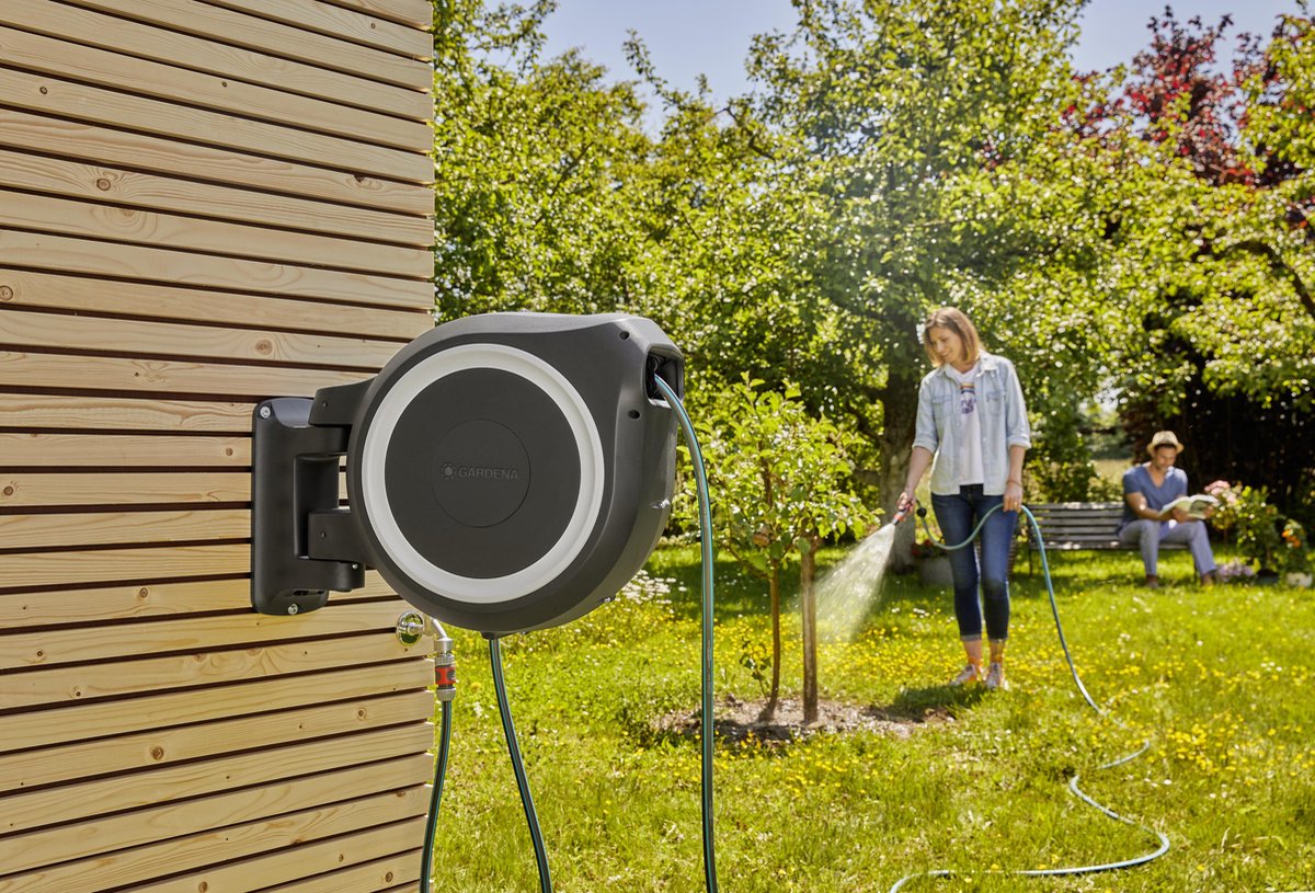 Gardena Wandslangenbox Rollup L - 30 meter - Ø 13 mm